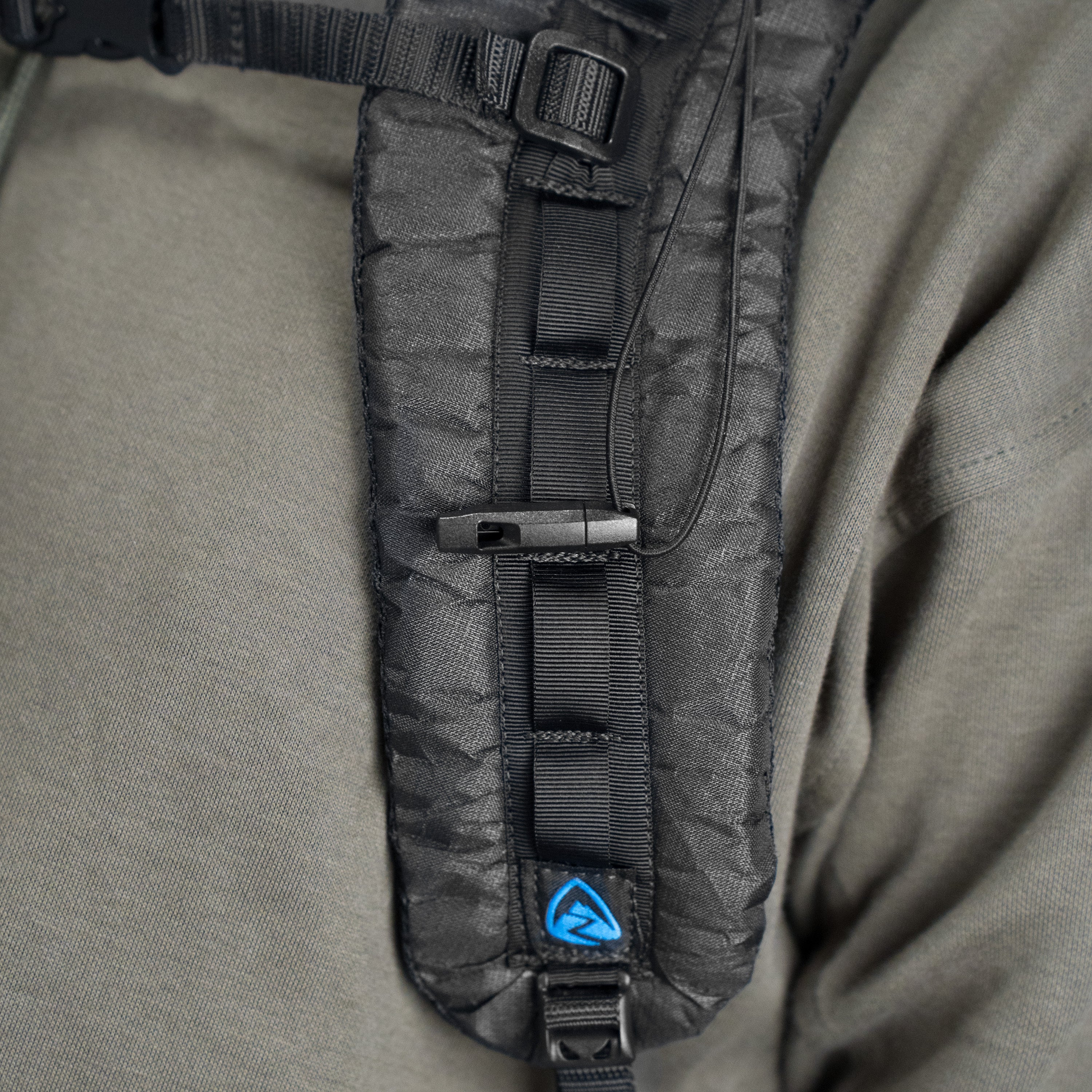 Zpacks Essentials Whistle Clip sifflet secours ultralight à clip
