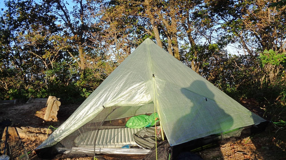 Zpacks Hexamid Tente Solo 1 Personne Bleue Sans Tapis de Sol