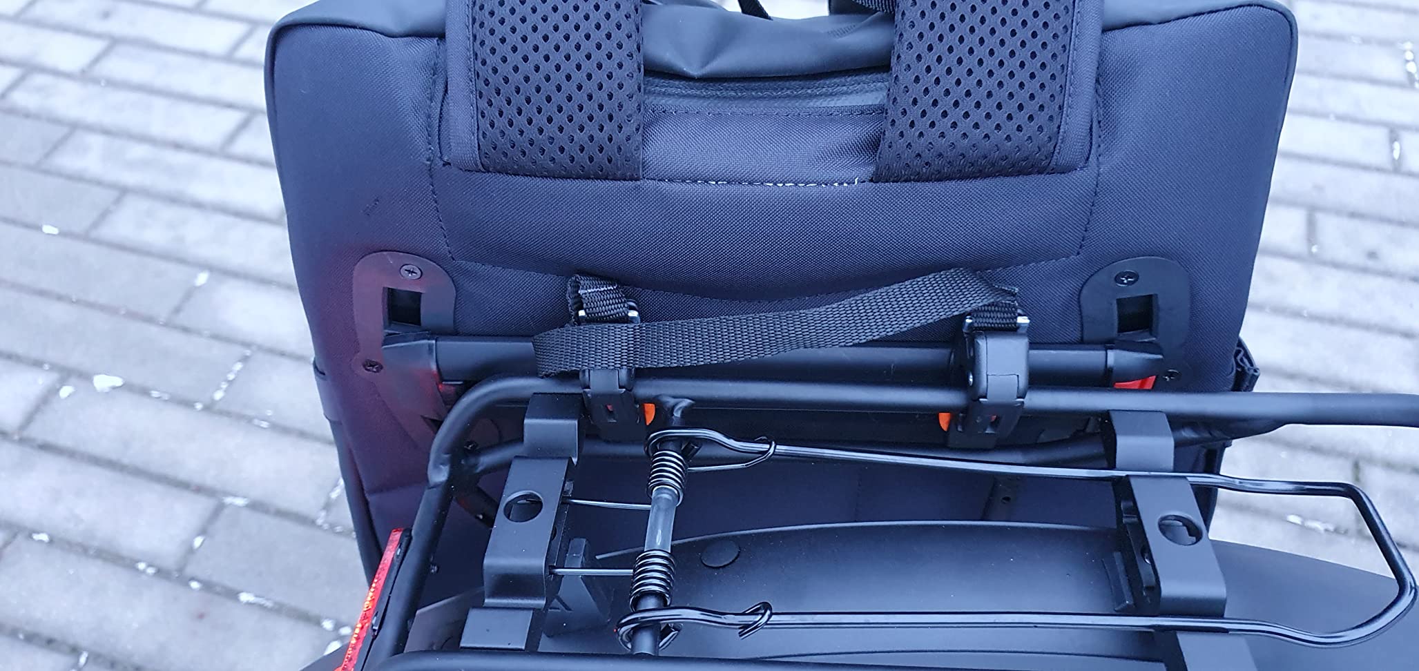 Vaude Mineo Transformer 23 sac à dos vélo noir
