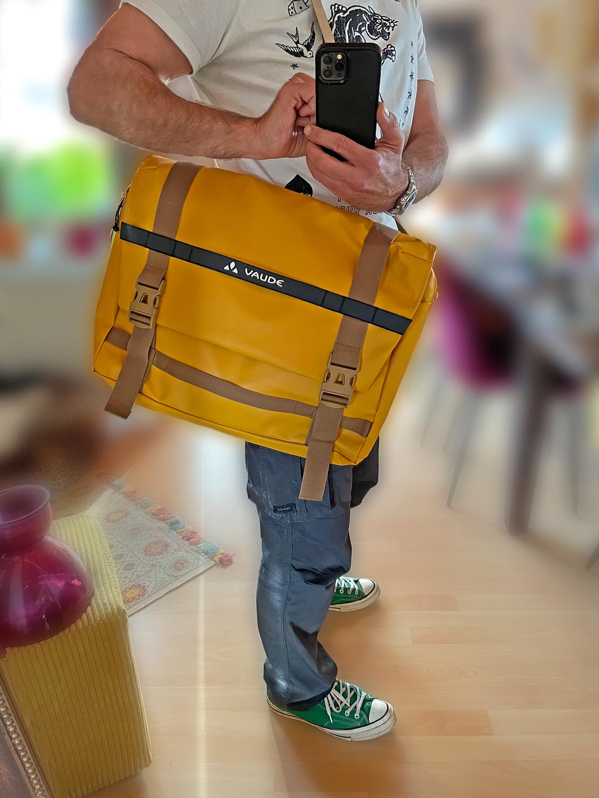 Vaude Mineo Messenger 22 sacoche jaune brûlé PC 15,6"